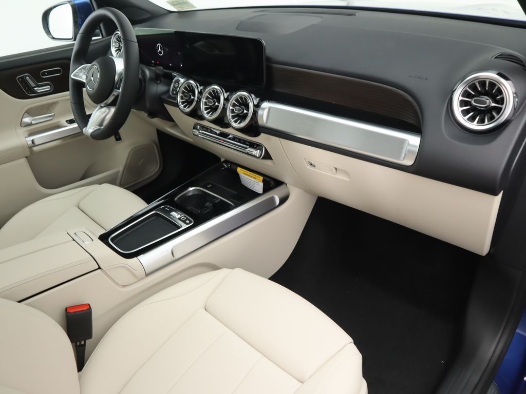 Thumbnail: 2026 Mercedes-Benz GLB - 19