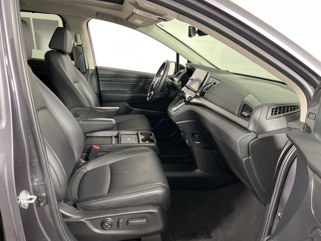 Thumbnail: 2025 Honda Odyssey - 6
