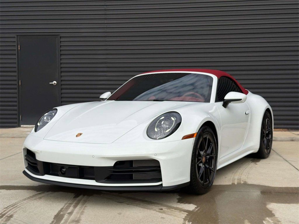 2026 Porsche 911 Carrera Cabriolet RWD