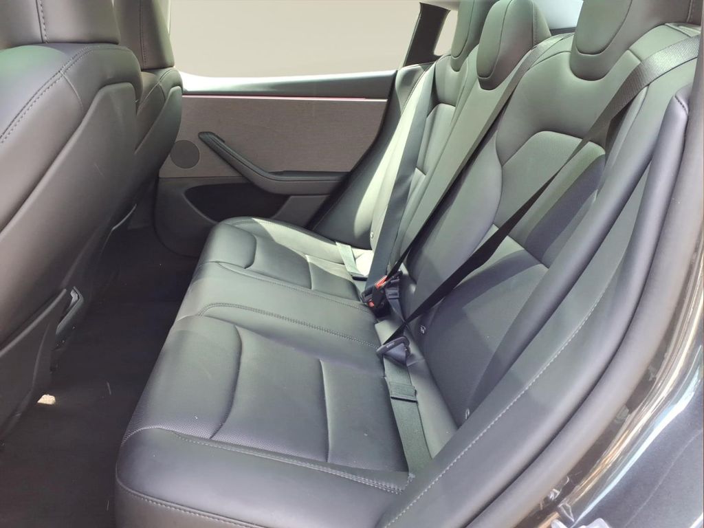 TeslaModel 319