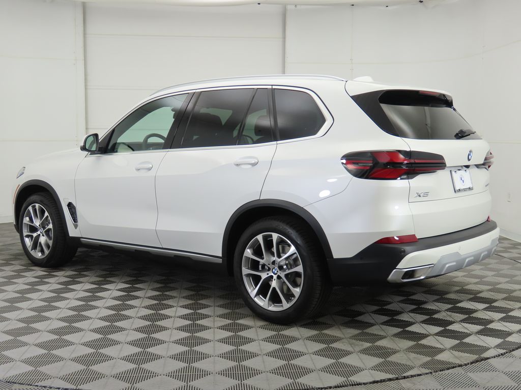Thumbnail: 2026 BMW X5 - 7