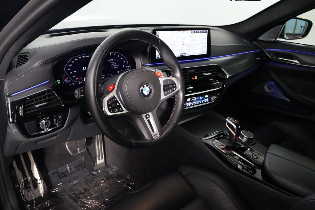 Thumbnail: 2023 BMW M5 - 7