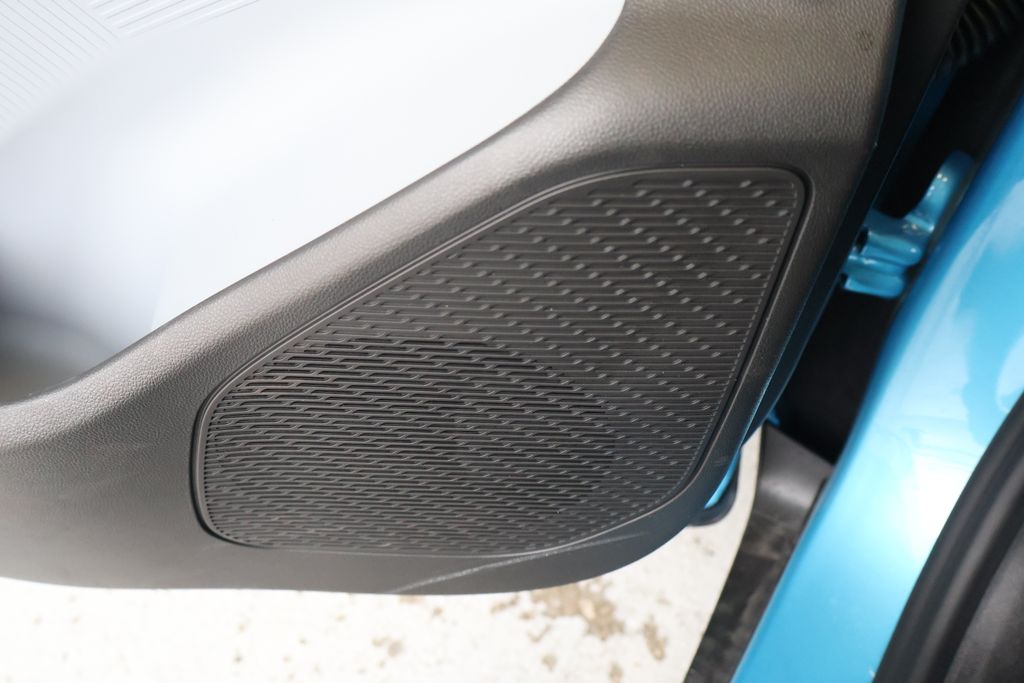 Thumbnail: 2027 Chevrolet Bolt EV - 16