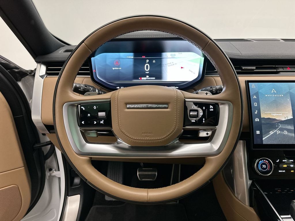 Thumbnail: 2023 Land Rover Range Rover - 31