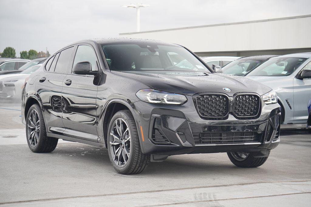 2025 BMW X4 xDrive30i 3