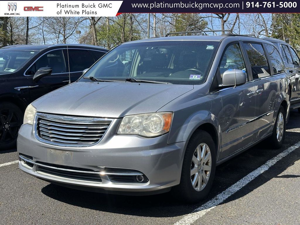Billet Silver Metallic Clearcoat 2013 Chrysler Town & Country Touring FWD Minivan Front-Wheel Drive 6-Speed Automatic