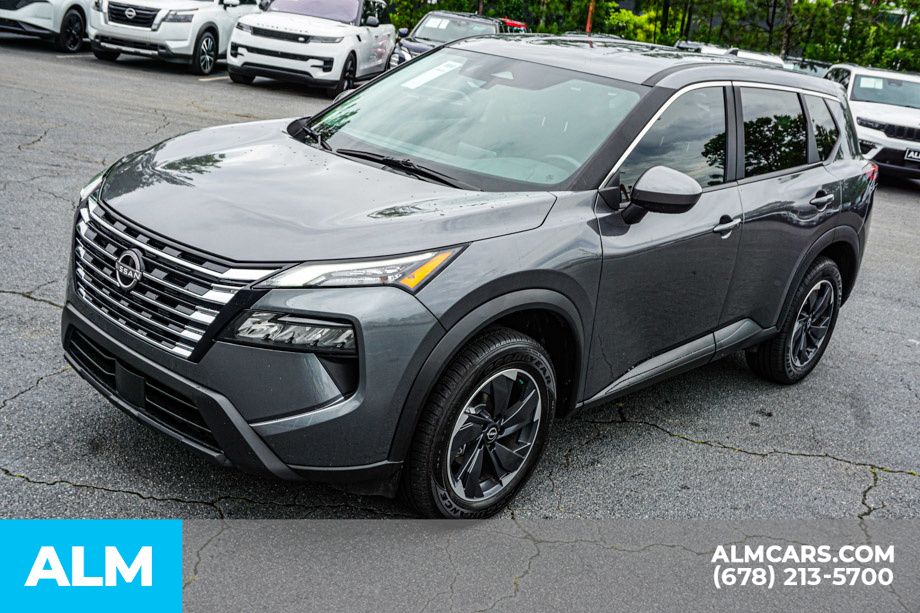 Used 2025 Gray Nissan SV image 14