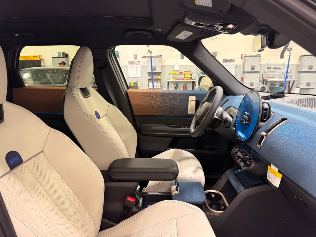 Thumbnail: 2025 MINI Cooper Countryman - 29