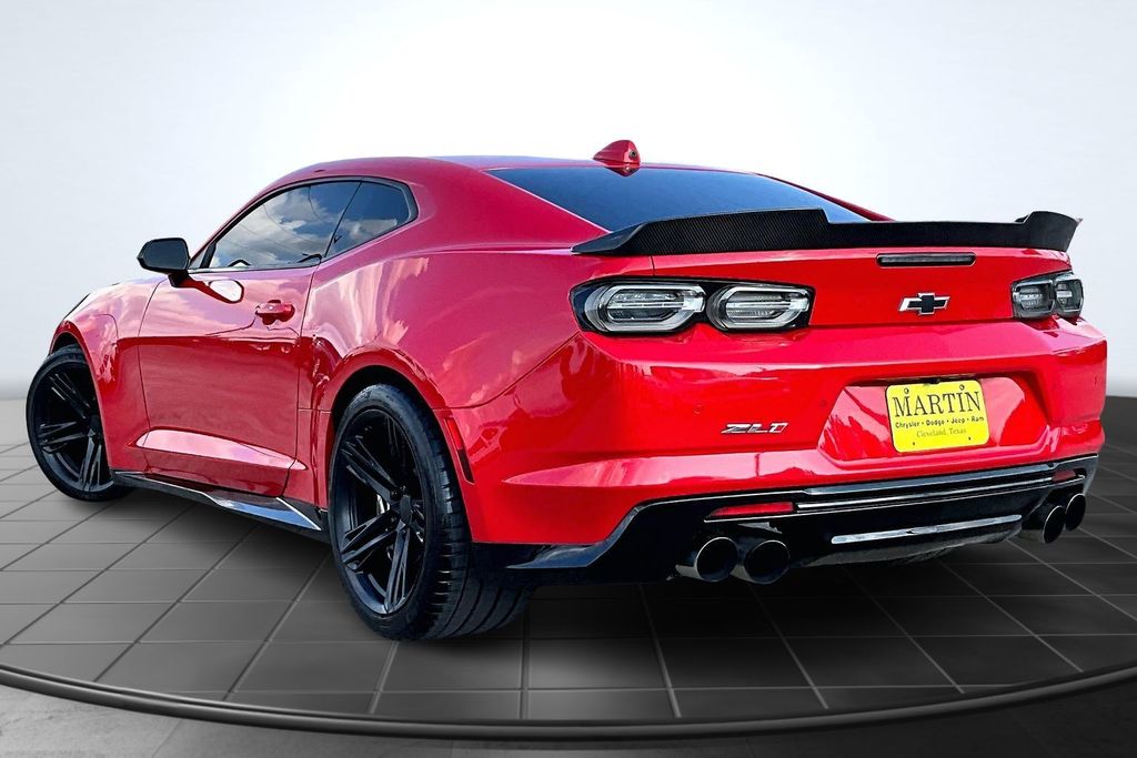 2021 Chevrolet Camaro ZL1 - 1