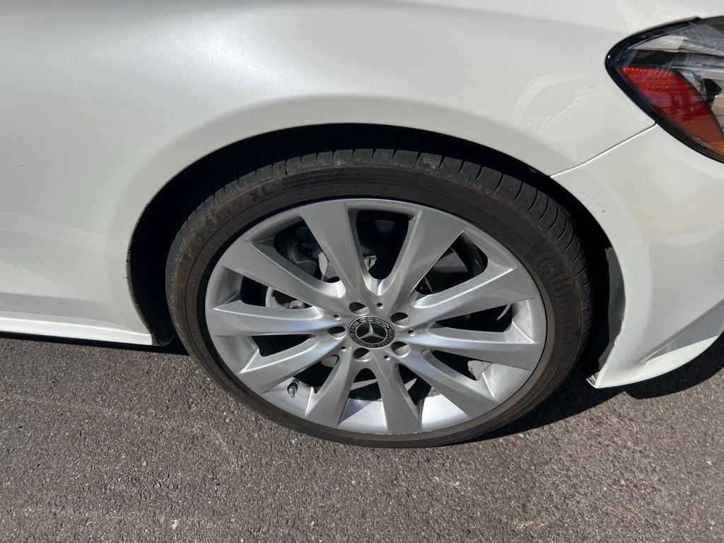 Thumbnail: 2021 Mercedes-Benz C-Class - 8