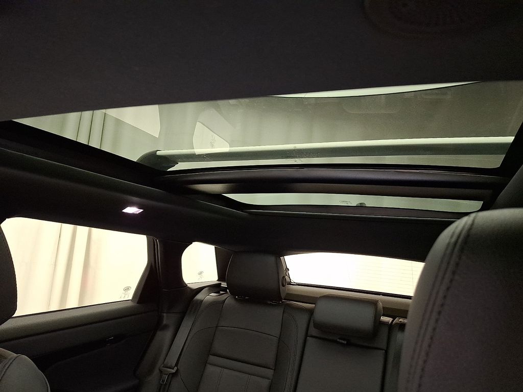 Thumbnail: 2026 Land Rover Range Rover Evoque - 15