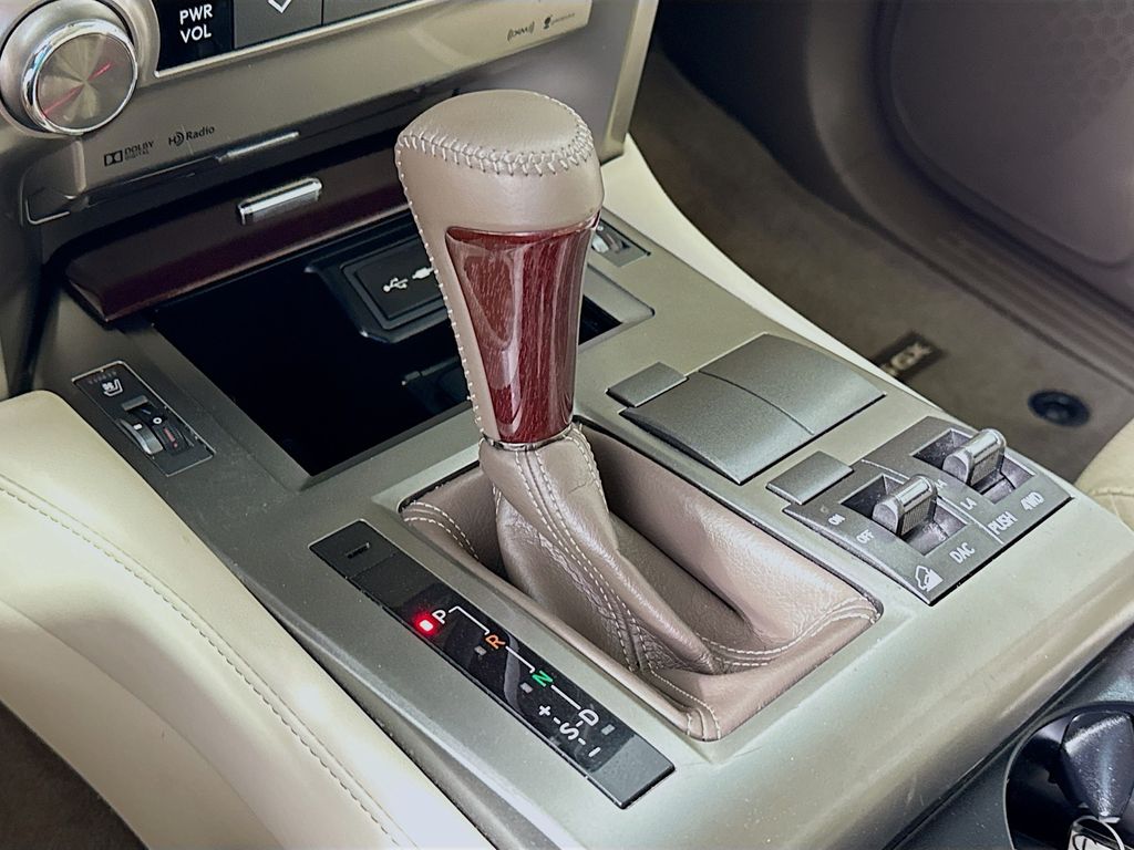 Thumbnail: 2014 Lexus GX - 17