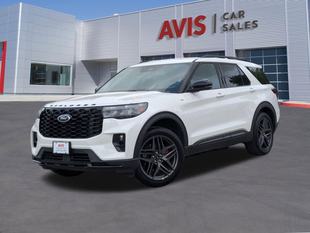 White Metallic 2025 Ford Explorer ST-Line AWD SUV / Crossover All-Wheel Drive Automatic