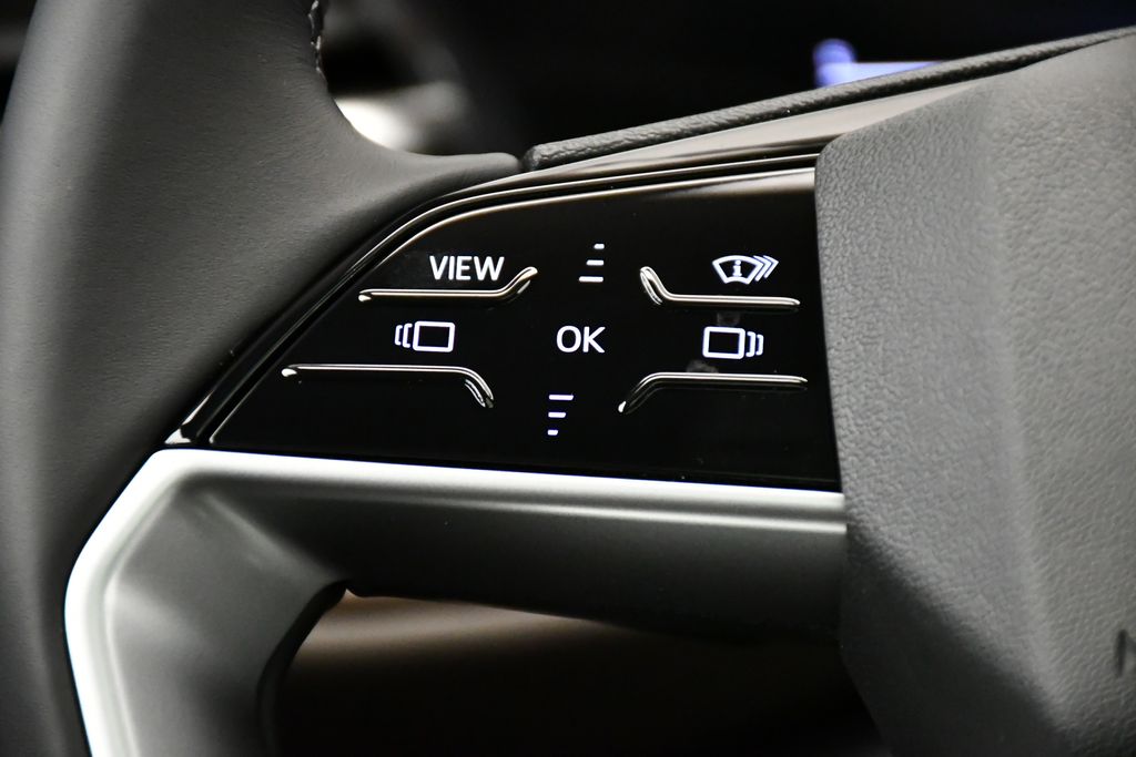 Thumbnail: 2025 Audi Q5 - 22