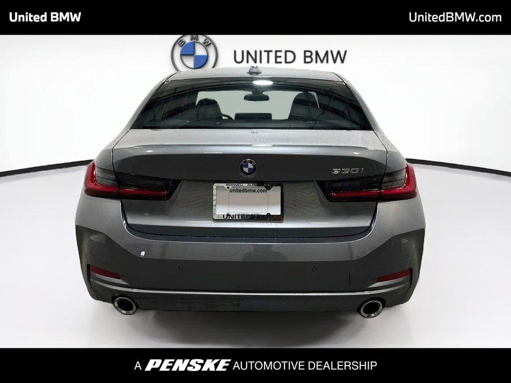 Thumbnail: 2026 BMW 3 Series - 6