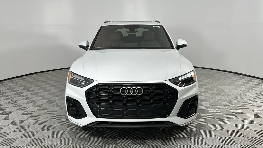 2025 Audi Q5  8