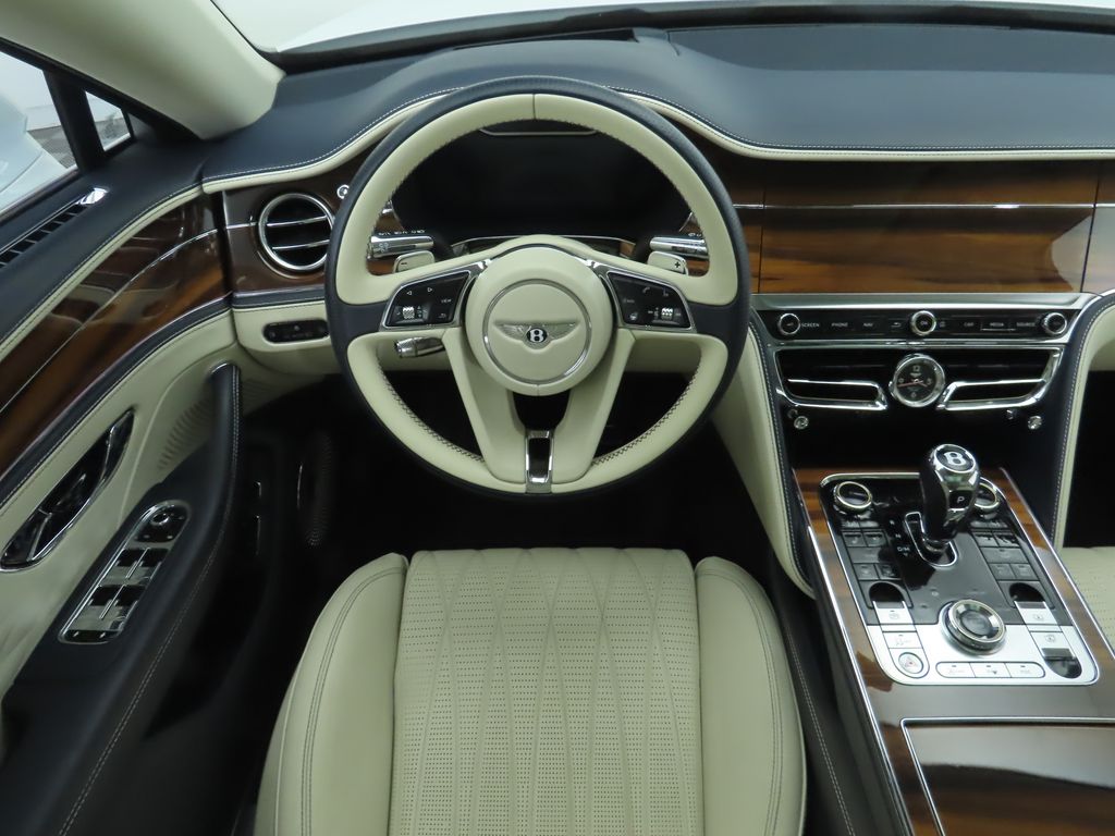 Thumbnail: 2020 Bentley Flying Spur - 10