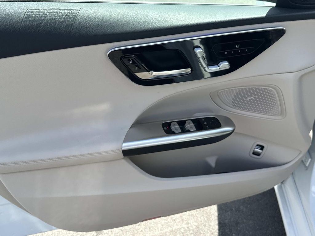 Thumbnail: 2025 Mercedes-Benz C-Class - 29