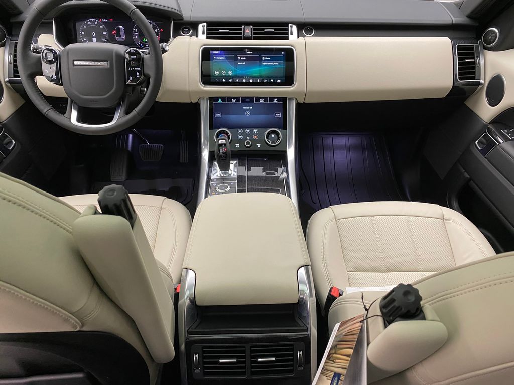 Thumbnail: 2020 Land Rover Range Rover Sport - 15