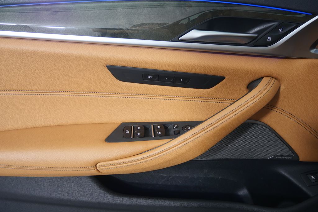 2023 BMW 5 Series 540i 9