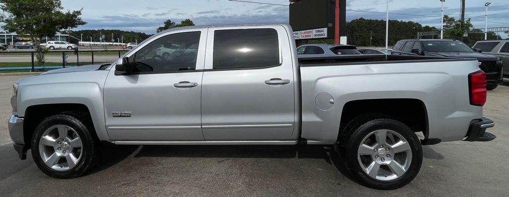 2018 Chevrolet Silverado 1500 LT Silver at Bravo Nissan