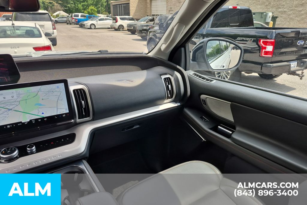Used 2025 Silver Metallic Ford Active image 24