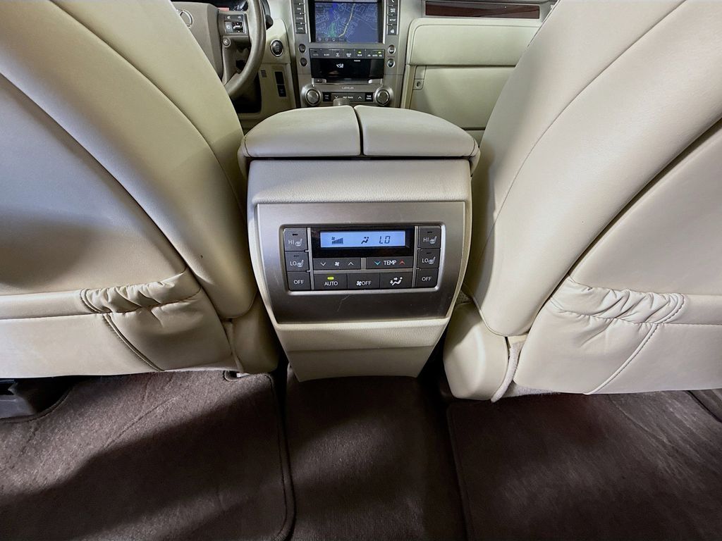 Thumbnail: 2016 Lexus GX - 26