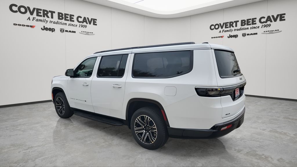 New 2026 White Jeep  image 7