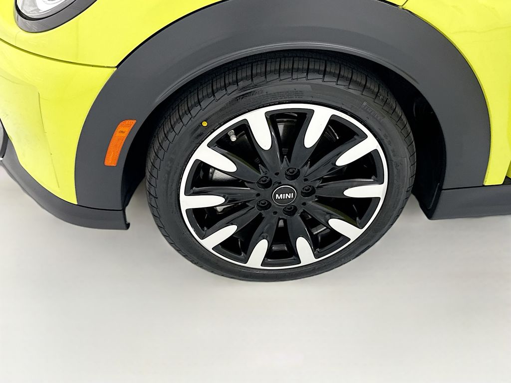 Thumbnail: 2024 MINI Cooper - 30