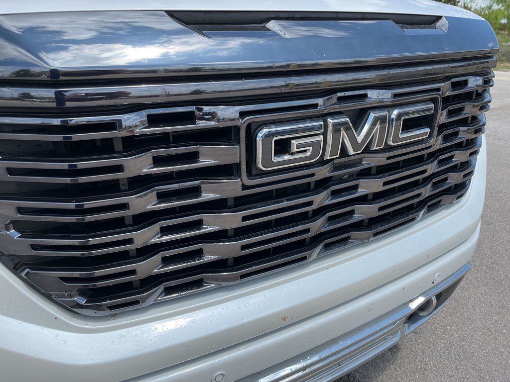 2023 GMC Sierra 1500 Denali Ultimate 18