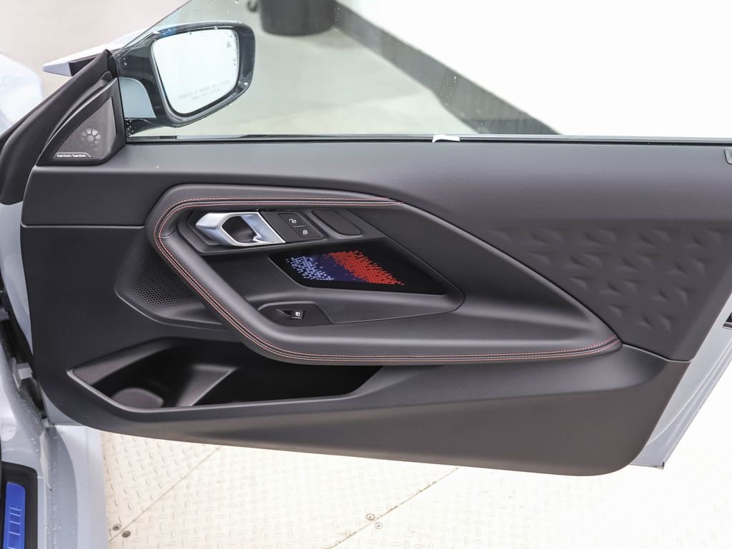 Thumbnail: 2025 BMW M2 - 23