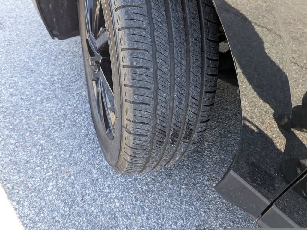 used 2024 Chevrolet Equinox car, priced at $20,991