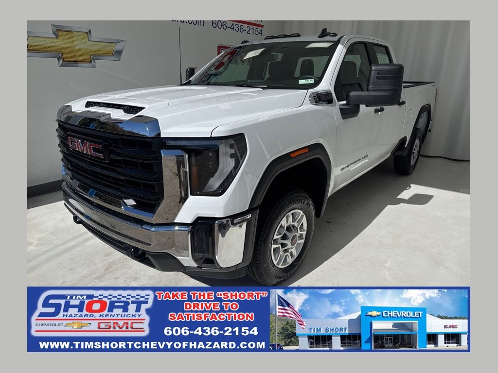 Summit White 2026 GMC Sierra 2500HD Pickup Truck Four-Wheel Drive Automatic