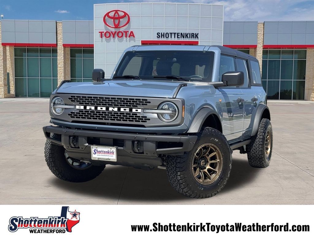 2024 Ford Bronco Badlands 4x4's photo