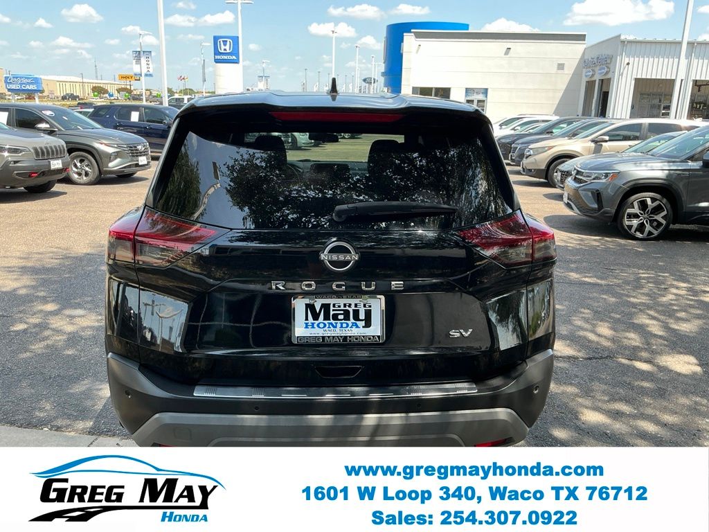 2023 Nissan Rogue SV - 6