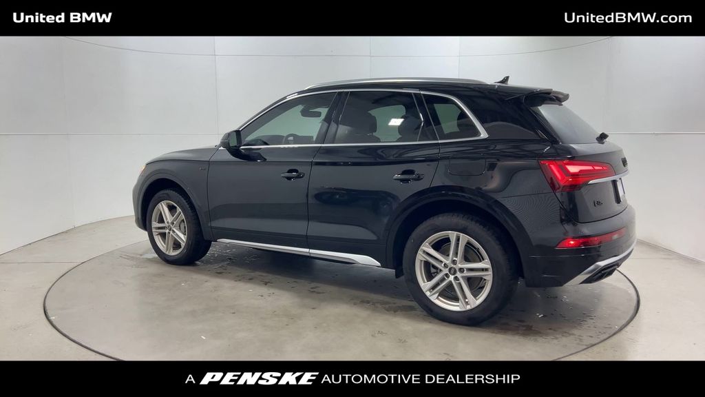 Thumbnail: 2024 Audi Q5 - 6