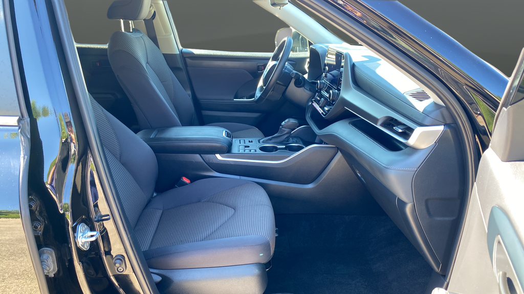 Used 2024 Midnight Black Metallic Toyota LE image 23
