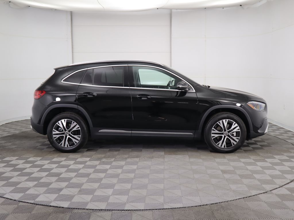 Thumbnail: 2025 Mercedes-Benz GLA - 4