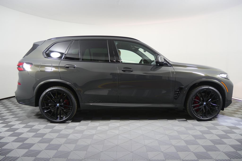 Thumbnail: 2026 BMW X5 - 2