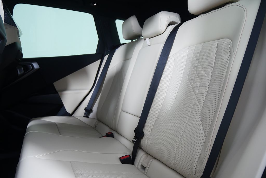 Thumbnail: 2026 BMW X3 - 15