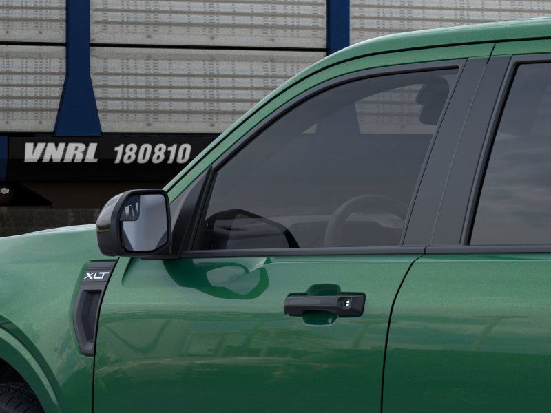 2025 Ford Maverick XLT photo