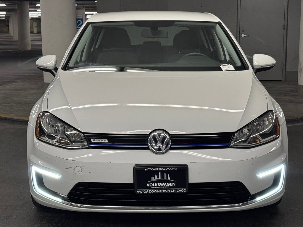 2016 Volkswagen e-Golf SE 26