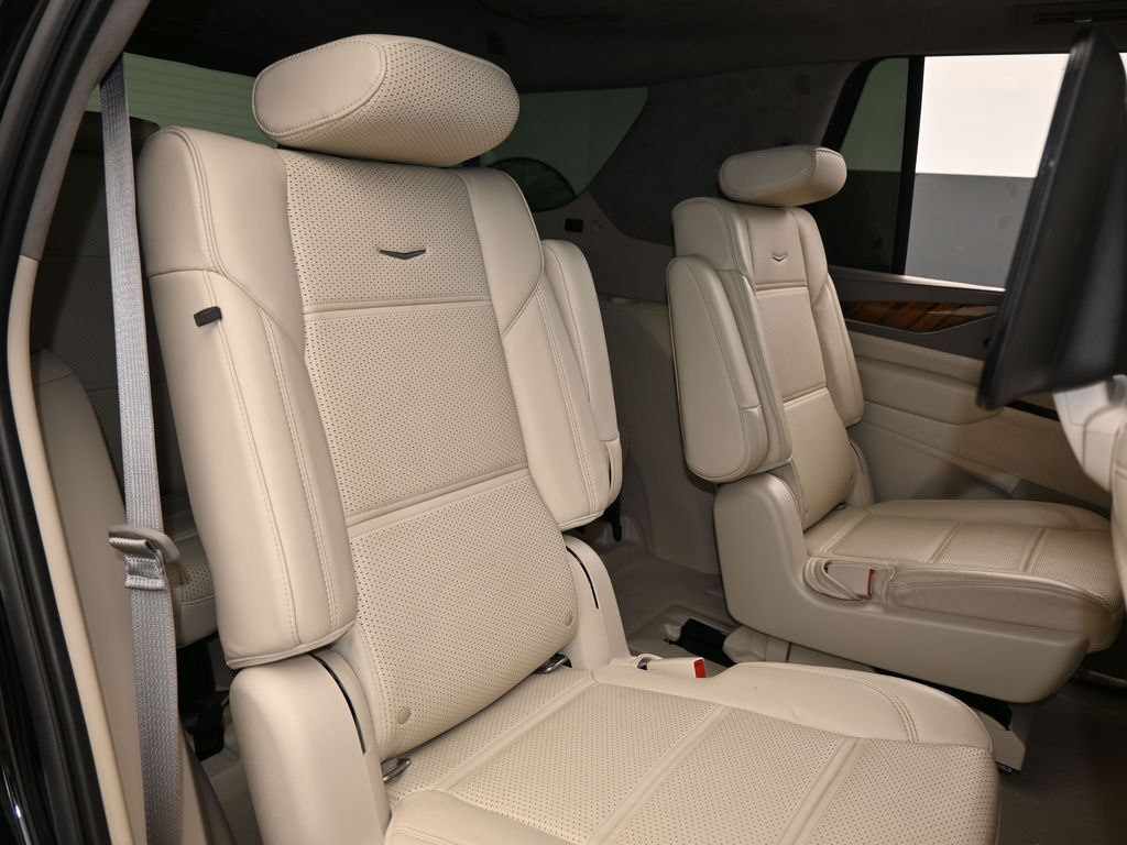 Used 2021 Black Raven Cadillac Sport Platinum image 61