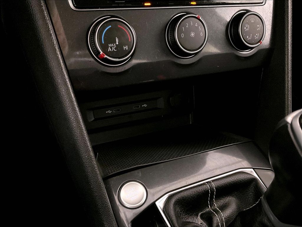 2023 Volkswagen Tiguan — photo 26