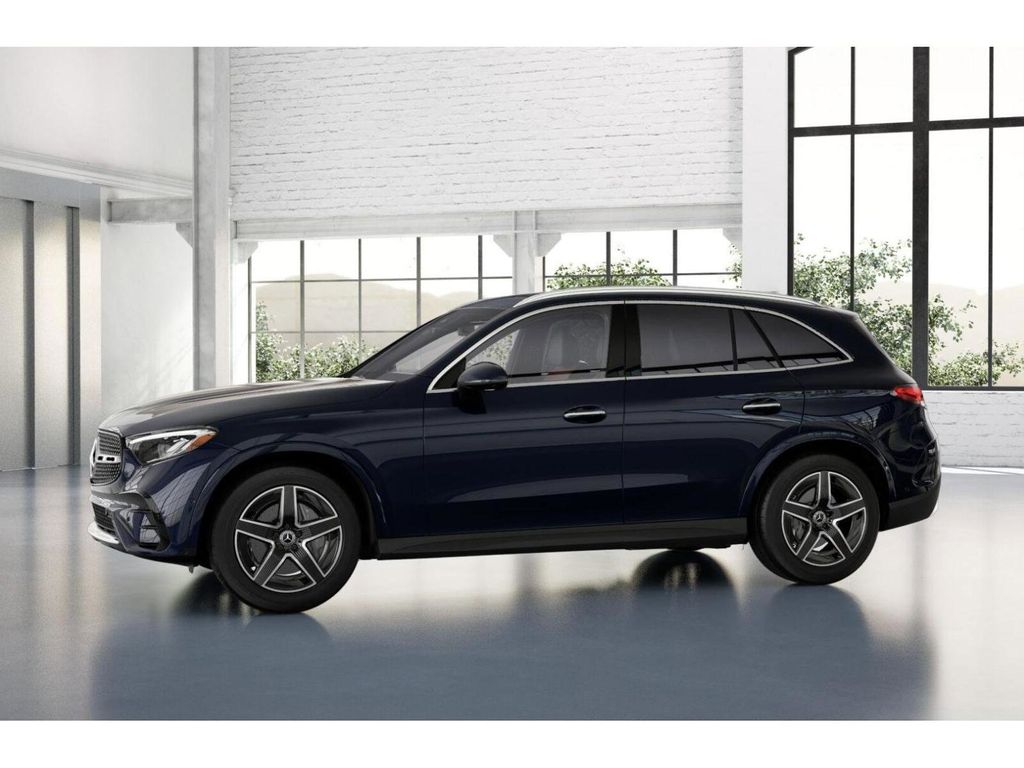 2024 Mercedes-Benz GLC GLC 300 36