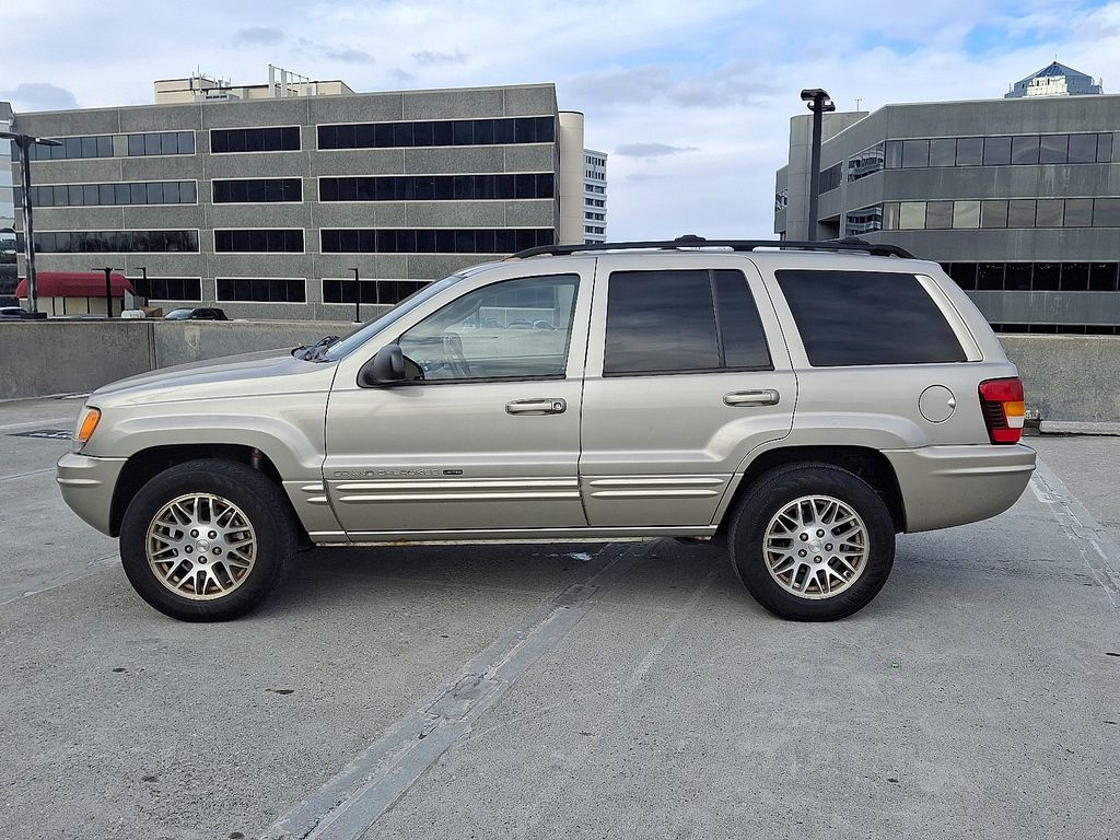 Thumbnail: 2003 Jeep Grand Cherokee - 2