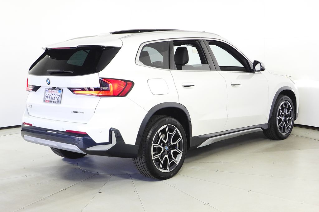 Thumbnail: 2023 BMW X1 - 7