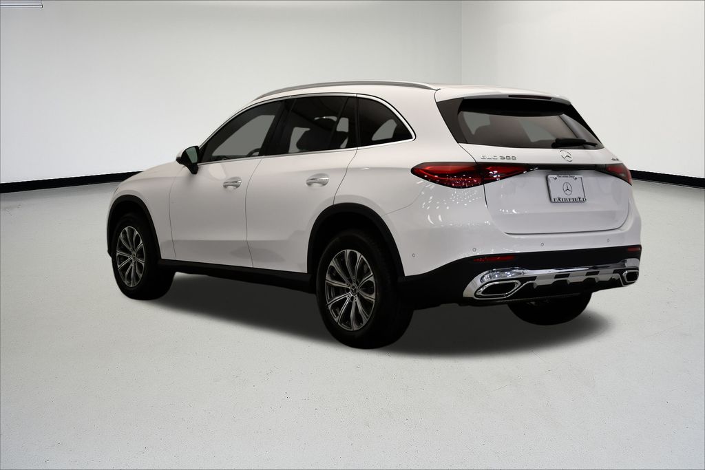 Thumbnail: 2026 Mercedes-Benz GLC - 3