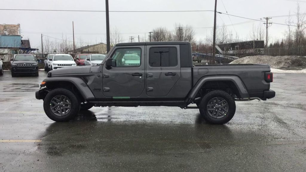 2025 Jeep Gladiator Sport S - Photo 5