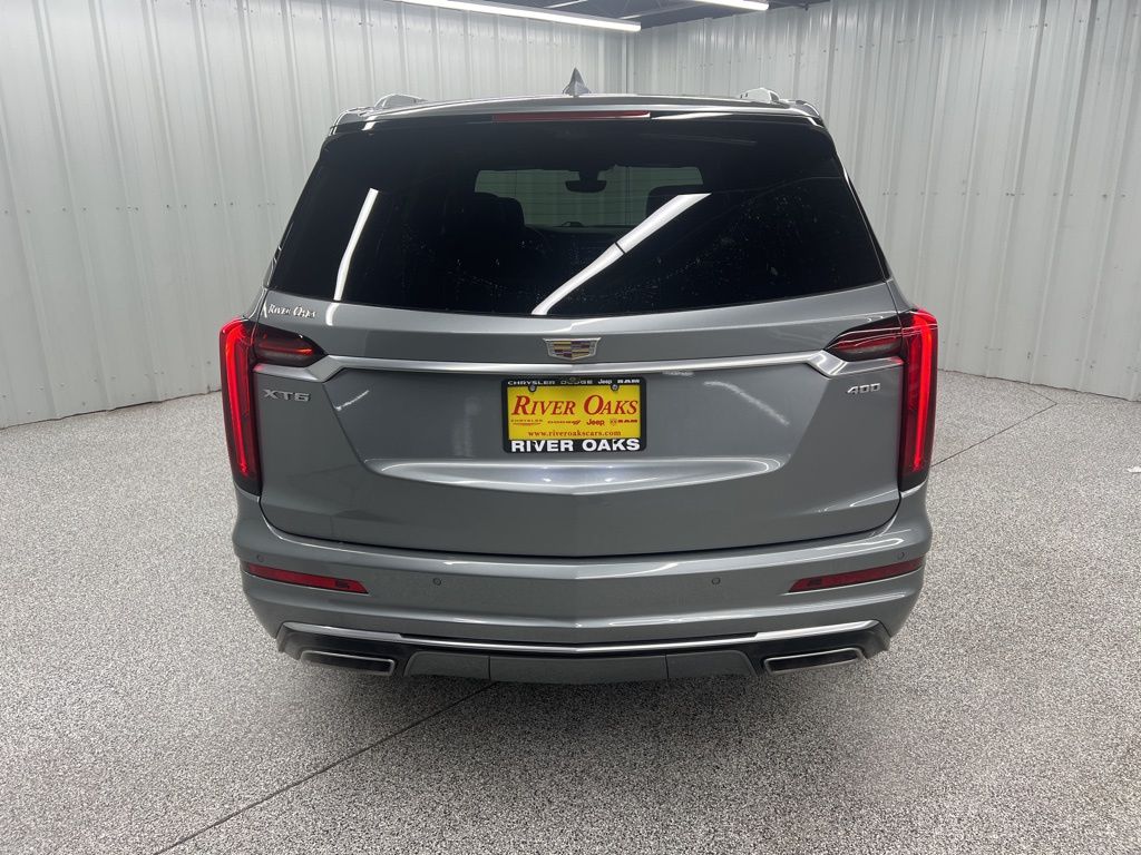 2023 Cadillac XT6 Premium Luxury - 4